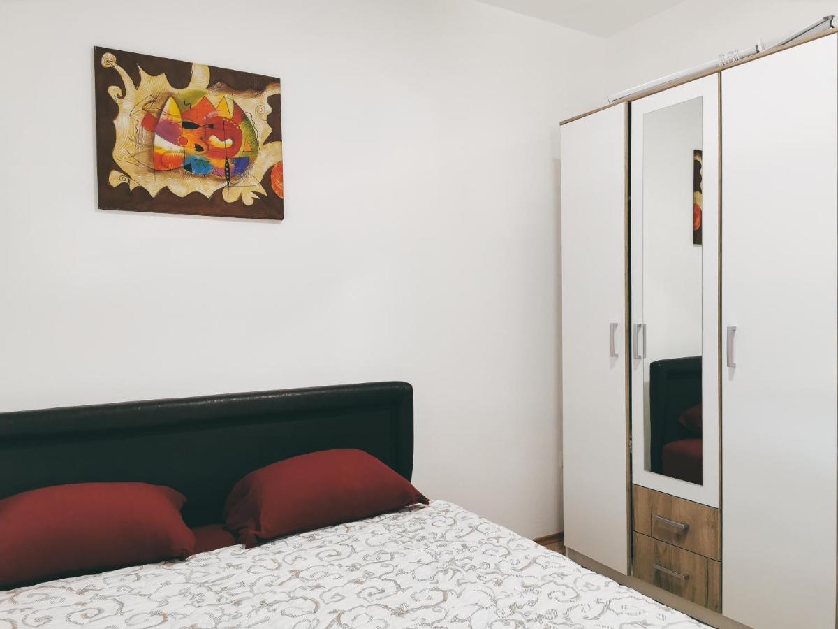 Ćuprija Cozy Corner Apartments - Free Parking & Wi-Fi المظهر الخارجي الصورة