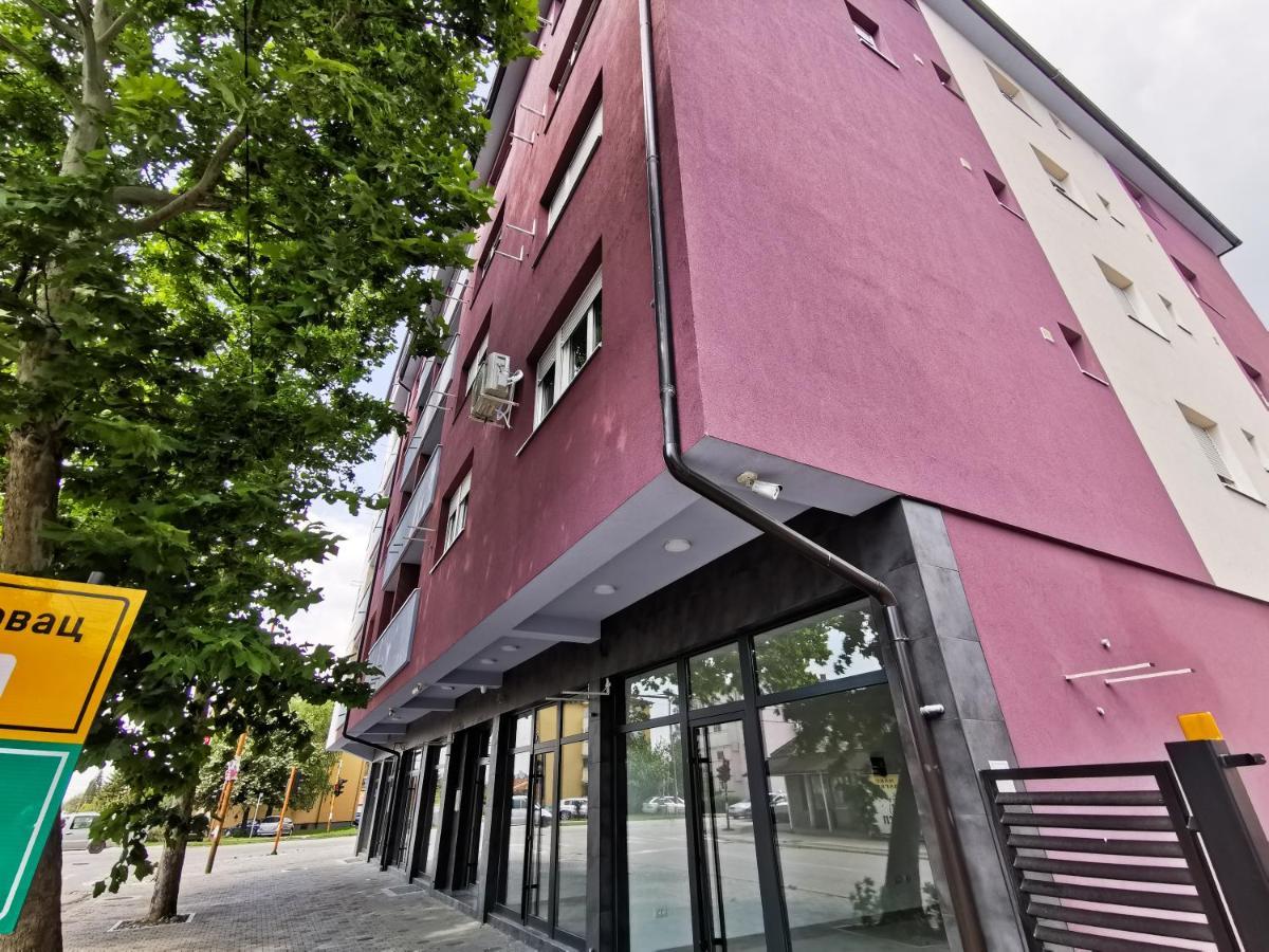 Ćuprija Cozy Corner Apartments - Free Parking & Wi-Fi المظهر الخارجي الصورة